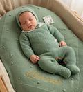 Babygrow e touca em malha verde